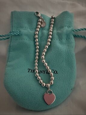 Tiffany & Co Bracelet with Return to Tiffany Pink Heart Charm